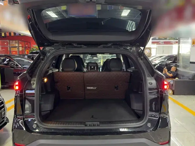 Geely Galaxy L7 — Фото автомобиля 15