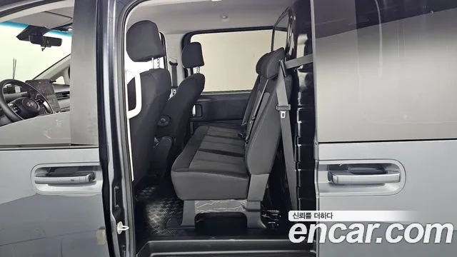 Hyundai Staria — Фото автомобиля 11