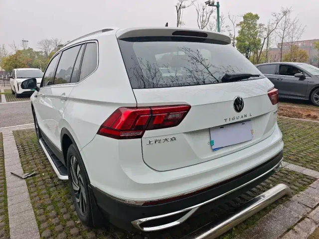 Volkswagen Tiguan L 2023 280TSI 2WD Trend Limited Edition — Фото автомобиля 4