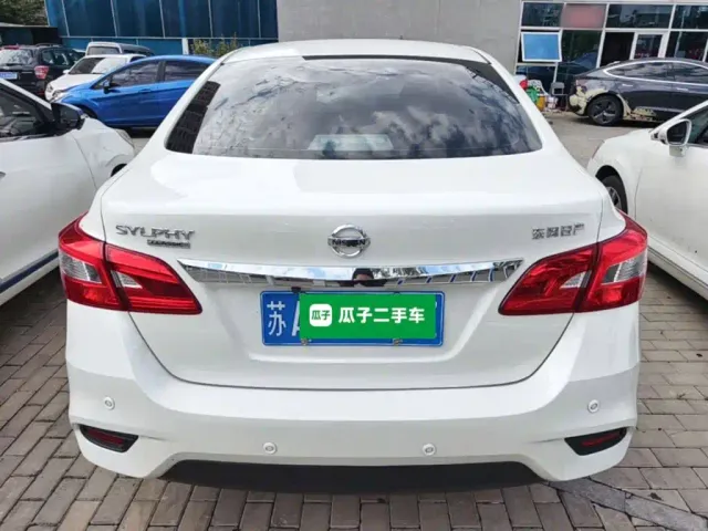 Nissan Sylphy — Фото автомобиля 5