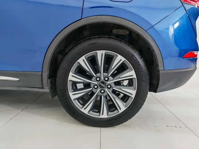 Lincoln Corsair — Фото автомобиля 12