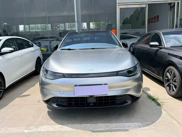 Leapmotor C01 — Фото автомобиля 2