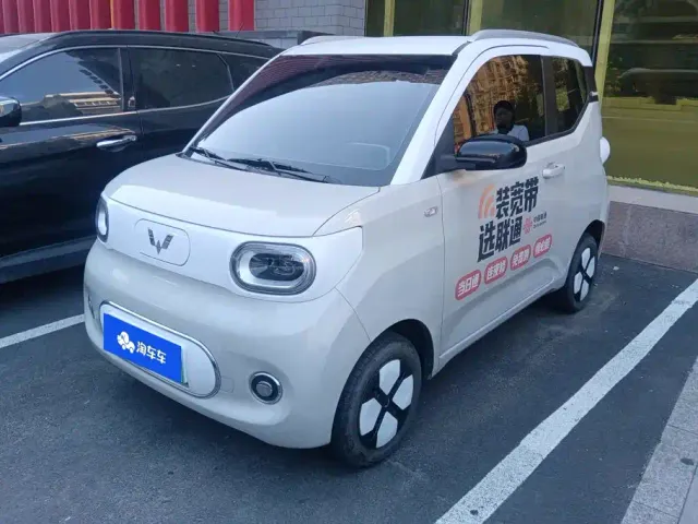 Фотография автомобиля — Wuling Hongguang Mini EV