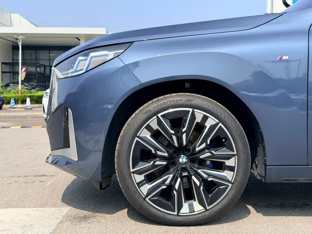 BMW X3 — Фото автомобиля 3