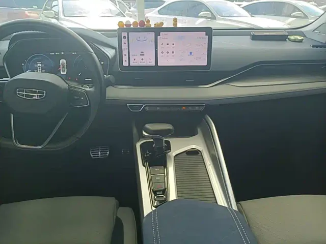 Geely Xingrui — Фото автомобиля 12