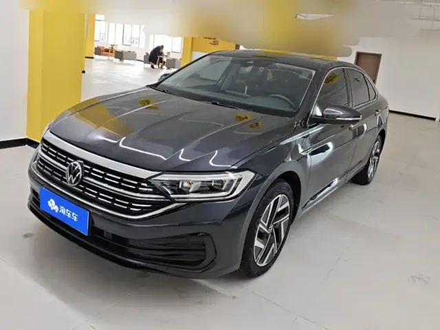 Фотография автомобиля — Volkswagen Sagitar