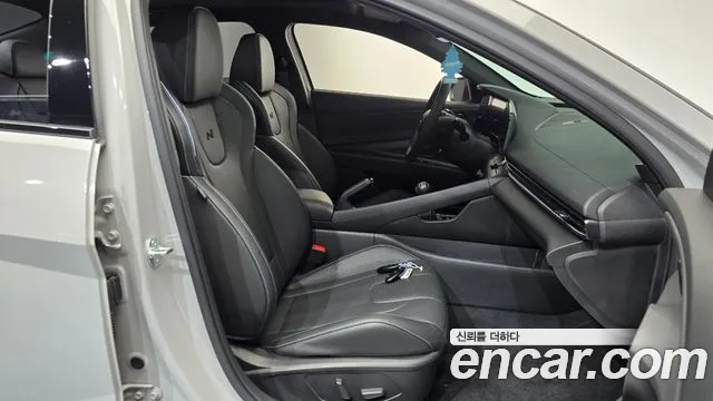 Hyundai Avante CN7 — Фото автомобиля 16