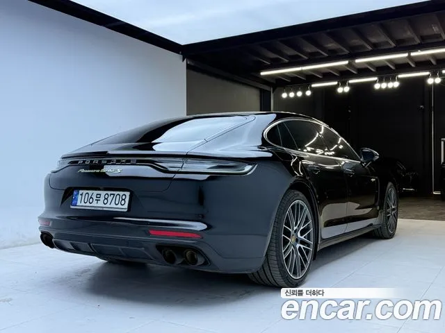 Porsche Panamera — Фото автомобиля 4