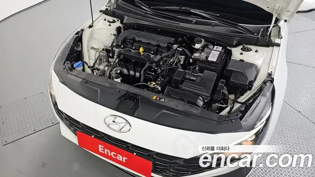 Hyundai Avante CN7 — Фото автомобиля 6