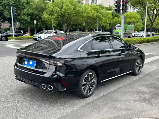 Chery Arrizo 8 — Фото автомобиля 6