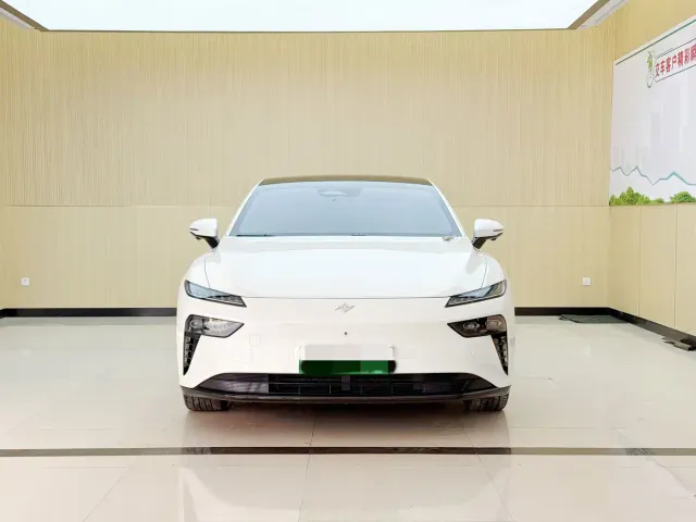 Dongfeng eπ 007 — Фото автомобиля 2