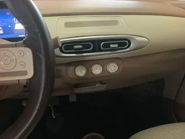 Wuling Hongguang Mini EV — Фото автомобиля 12