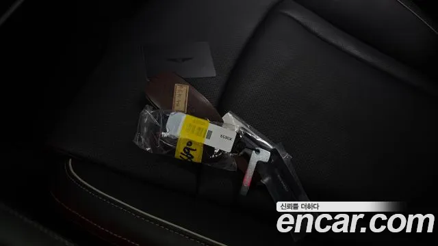 Genesis G90 Бензин 3.5 турбо AWD — Фото автомобиля 14