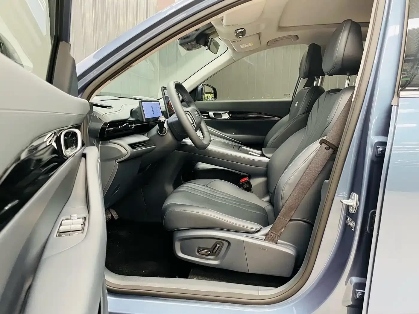 Geely Galaxy Galaxy E5 2026 Model 530km Explorer Edition — Фото автомобиля 14