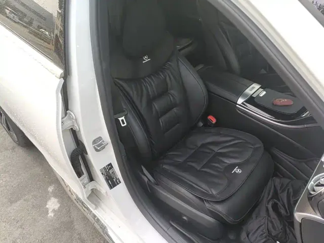 Mercedes-Benz C-Class — Фото автомобиля 24
