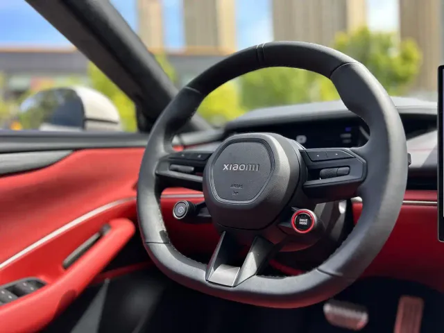 Xiaomi SU7 — Фото автомобиля 17