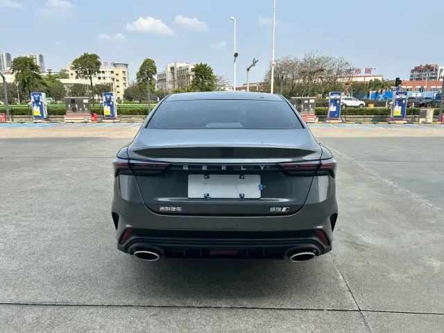 Geely Binrui — Фото автомобиля 5