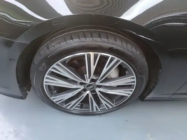 Audi A6L — Фото автомобиля 22