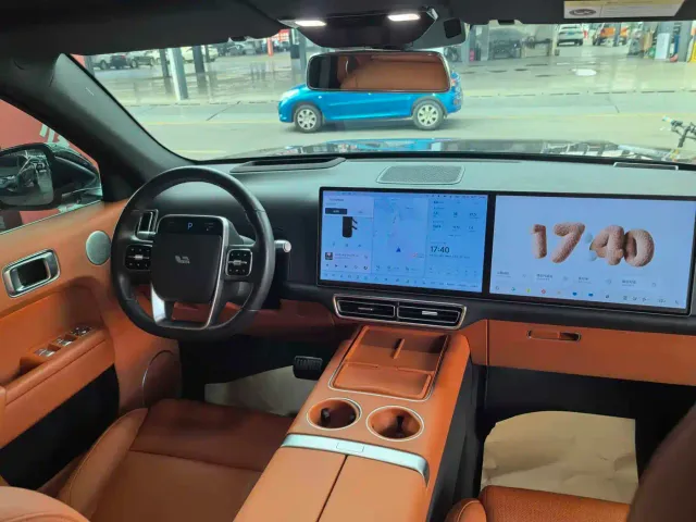 Li Auto L7 — Фото автомобиля 3