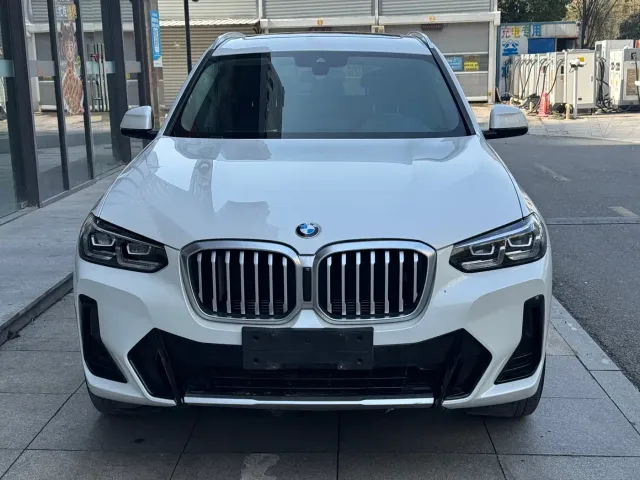BMW X3 — Фото автомобиля 2