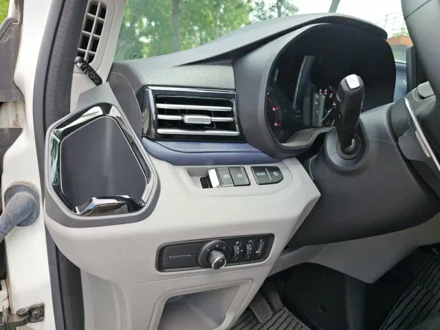 Maxus Xintu V70 — Фото автомобиля 17