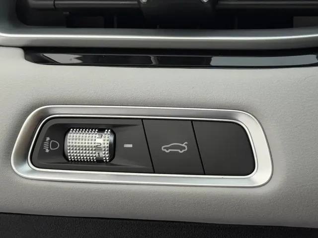 Geely Emgrand — Фото автомобиля 16
