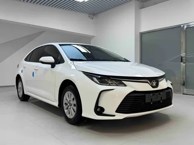 Toyota Corolla — Фото автомобиля 3