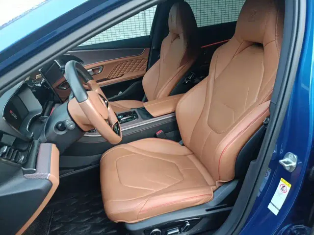 BYD Han — Фото автомобиля 16