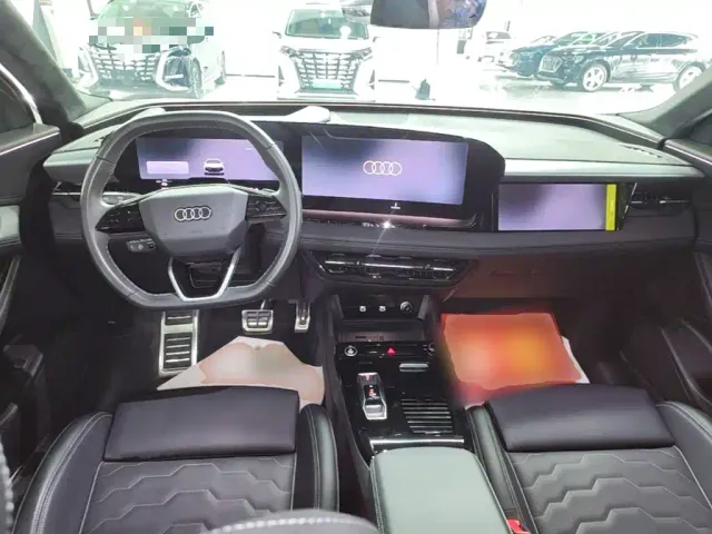 Audi Q6L e-tron — Фото автомобиля 9