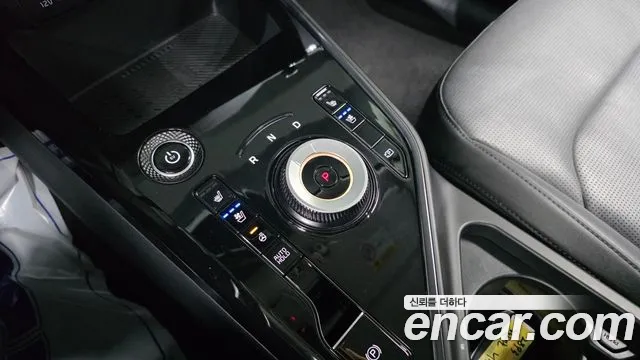Kia Niro New — Фото автомобиля 12