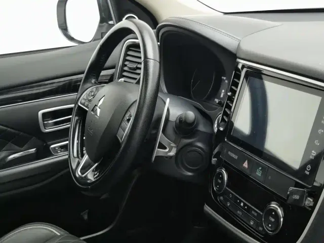 Mitsubishi Outlander — Фото автомобиля 22