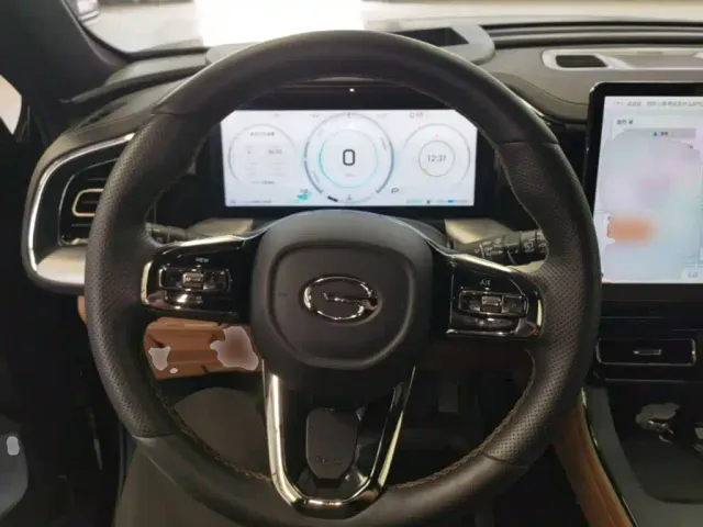 GAC Trumpchi ES9 — Фото автомобиля 6