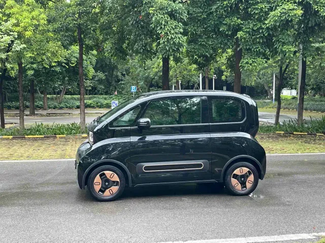 Baojun KiWi EV — Фото автомобиля 15
