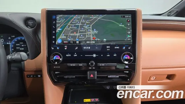 Toyota Alphard — Фото автомобиля 10