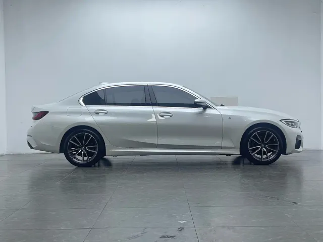 BMW 3 Series — Фото автомобиля 7