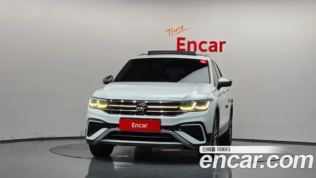 Volkswagen Tiguan — Фото автомобиля 3