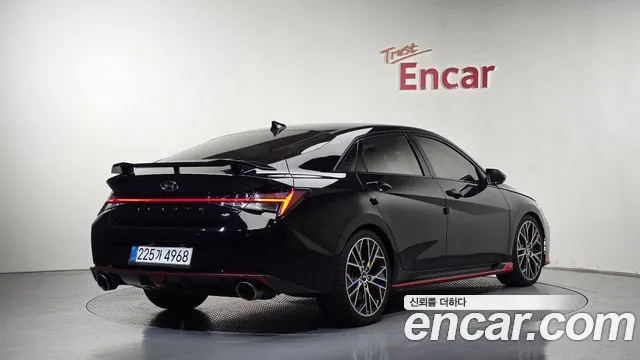 Hyundai AVANTE — Фото автомобиля 2