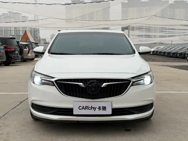 Buick Excelle — Фото автомобиля 2