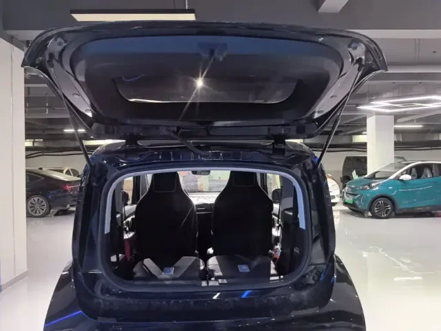 Baojun KiWi EV — Фото автомобиля 18
