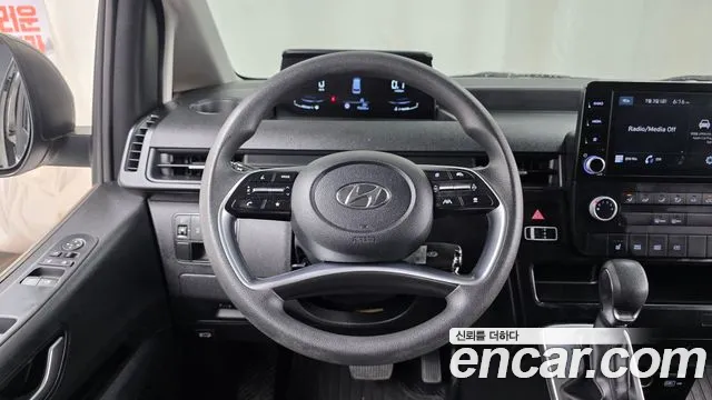 Hyundai Staria Staria Карго 5 мест — Фото автомобиля 12
