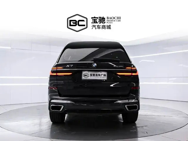 BMW X7 — Фото автомобиля 4