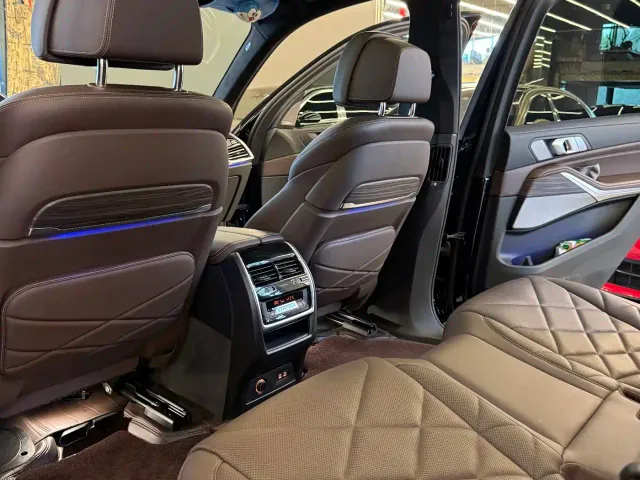 BMW X5 — Фото автомобиля 13