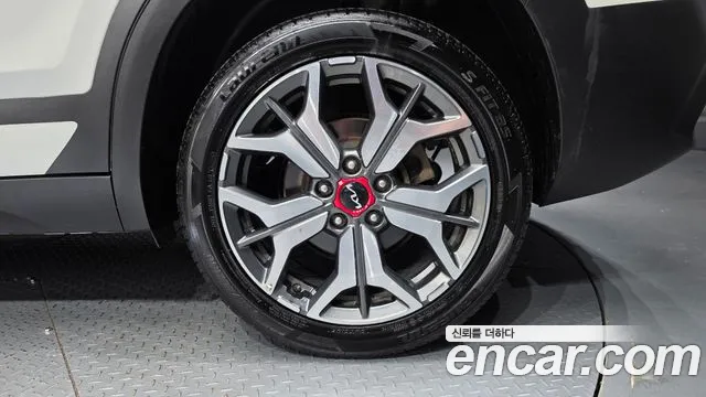 Kia Seltos — Фото автомобиля 6