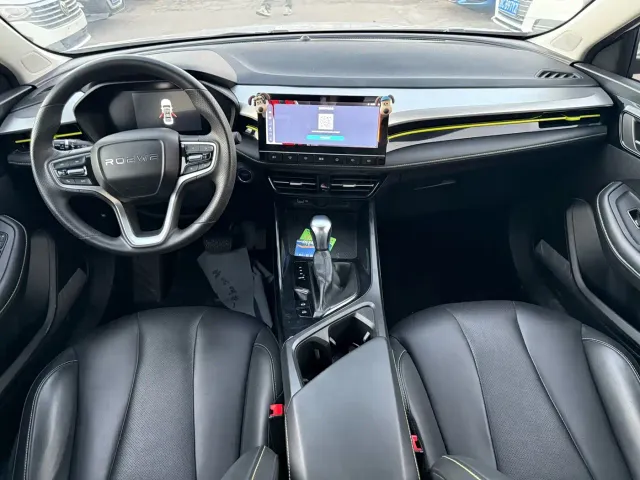 Roewe i5 — Фото автомобиля 6
