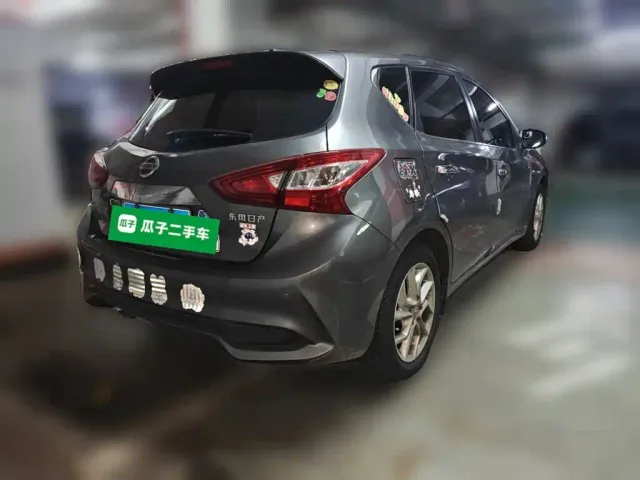 Nissan Tiida — Фото автомобиля 6