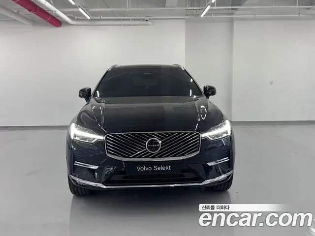 Вольво XC60 — Фото автомобиля 3