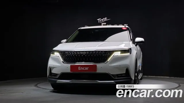 Kia Canival Carnival 4 поколение Дизель 7 мест Signature — Фото автомобиля 3