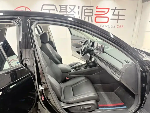 Honda Accord — Фото автомобиля 16