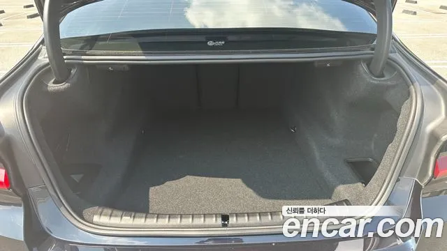 BMW 5-Series — Фото автомобиля 19