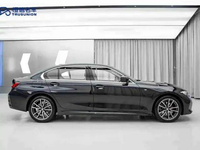 BMW 3 Series — Фото автомобиля 4